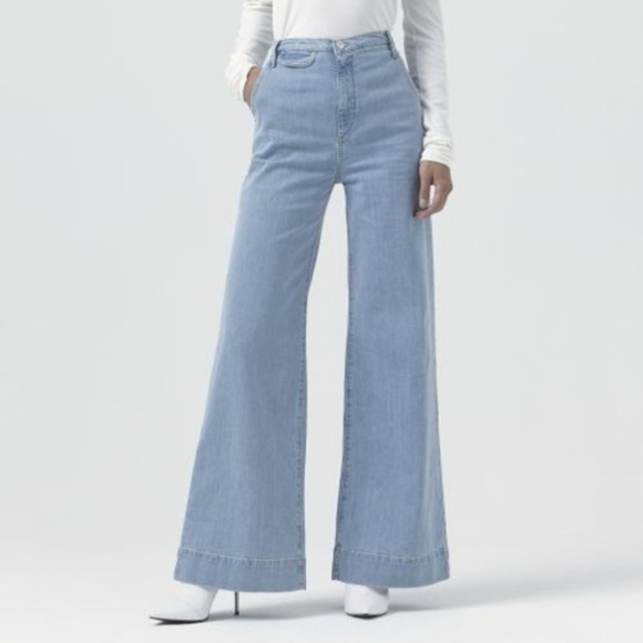 Katherine Hamnet London Denim - KATHARINE HAMNETT Sz 29 Light wash ANITA HIGH RISE FLARE Wide leg JEANS